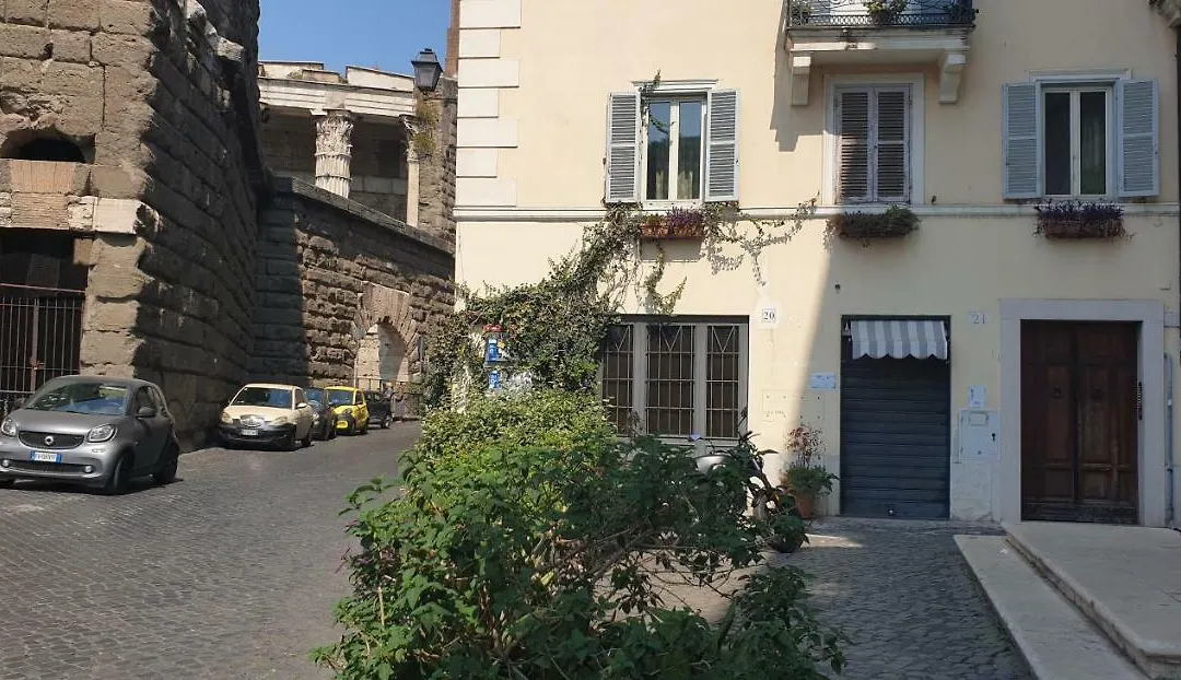 Luxury House Colosseo-1